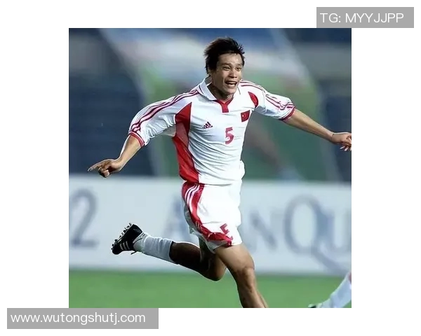 身体素质超群的足球明星们谁是最强壮的运动员之王